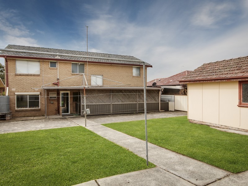 12 Highclere Street, Bateau Bay NSW 2261