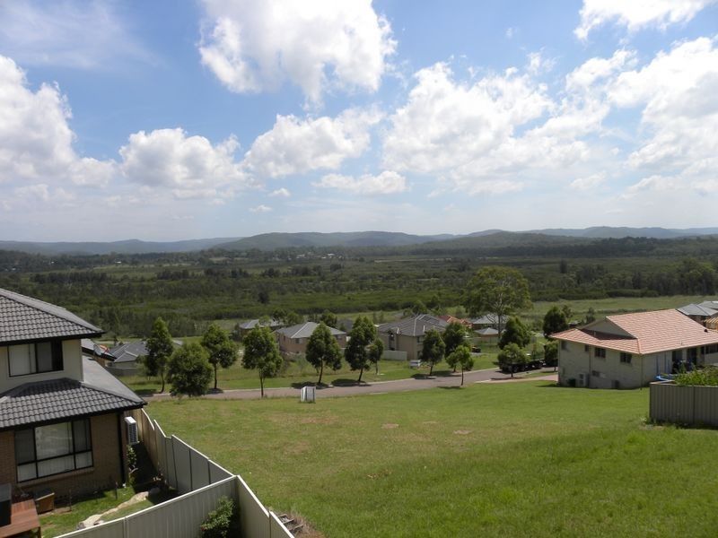 17 Weaver Crescent, Watanobbi NSW 2259