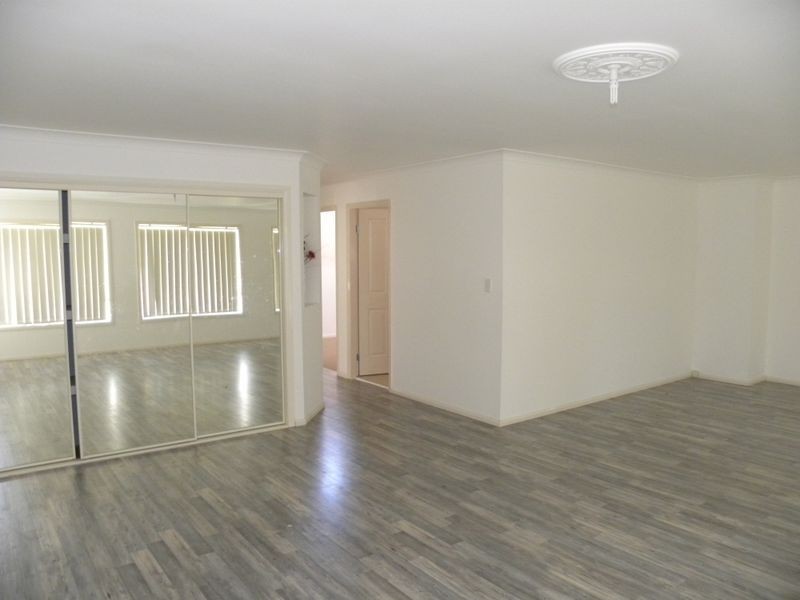 17 Weaver Crescent, Watanobbi NSW 2259