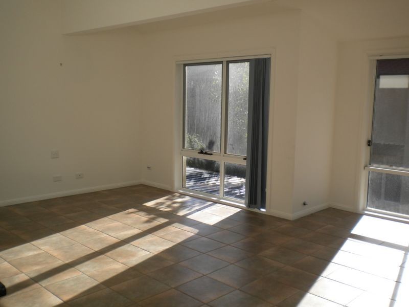11/1-3 Grandview Parade, Gorokan NSW 2263