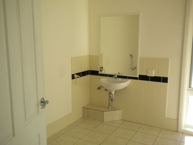 9/1-3 Grandview Parade, Gorokan NSW 2263