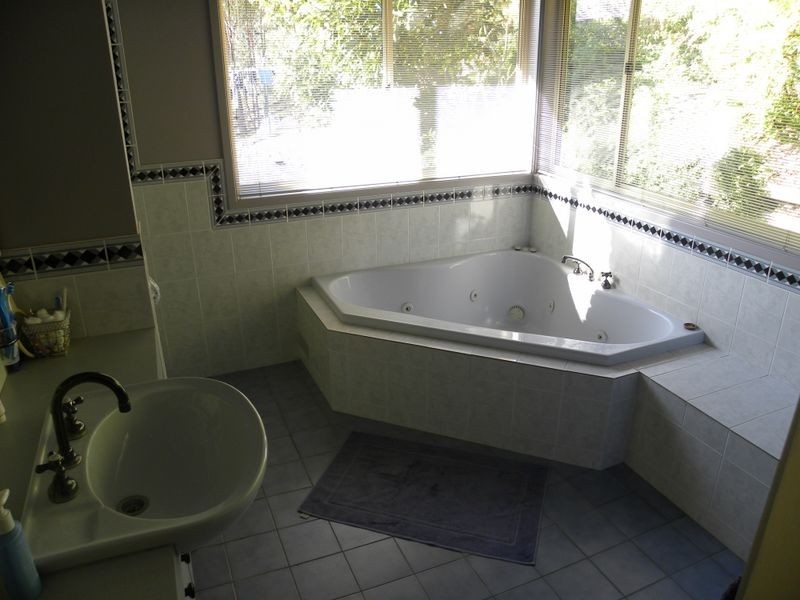 1803 Yarramalong Road, Yarramalong NSW 2259