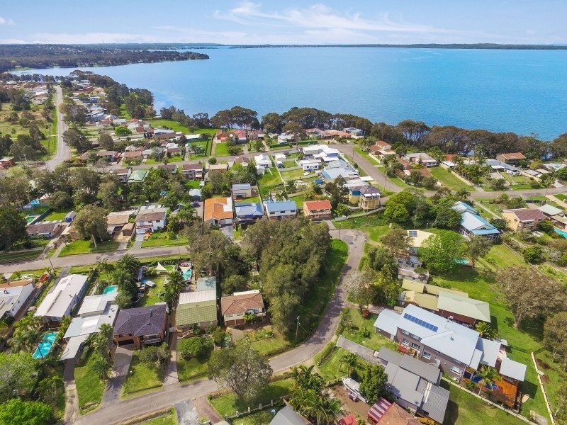 11 Bayview Avenue, Rocky Point NSW 2259