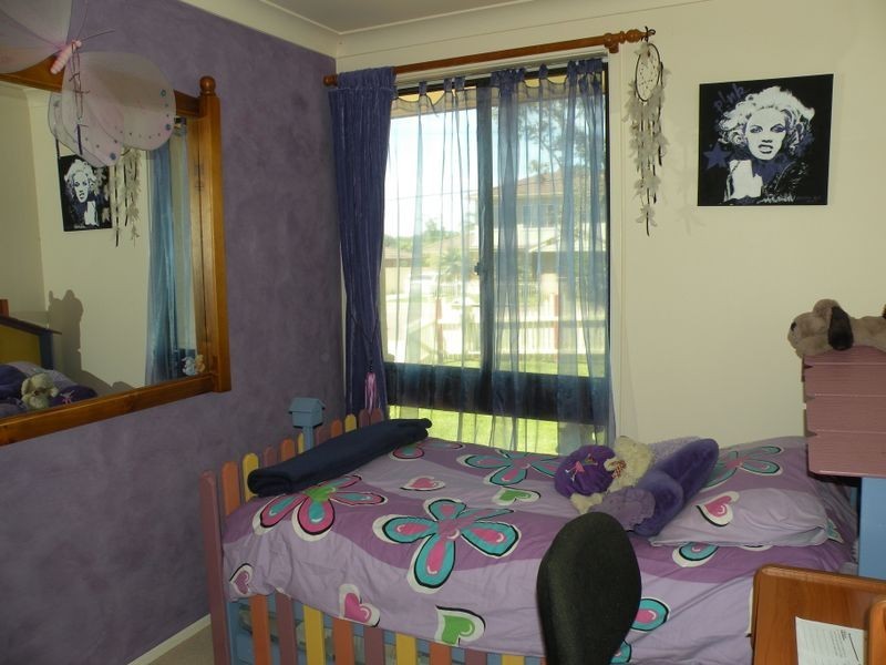 17 Wahroongah Road, Kanwal NSW 2259