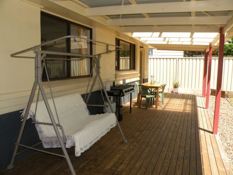 17 Wahroongah Road, Kanwal NSW 2259