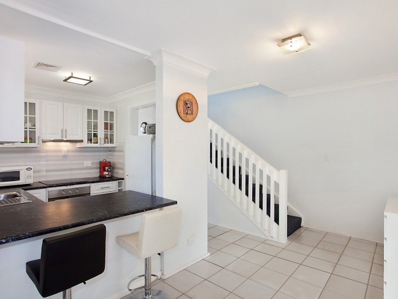 8/4 Rankens Court, Wyong NSW 2259