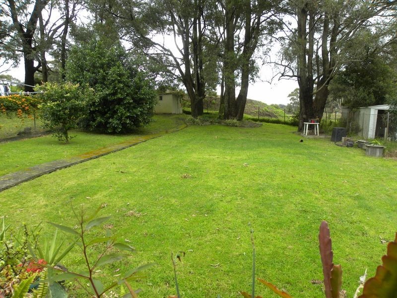 35 Geoffrey Road, Chittaway Point NSW 2261