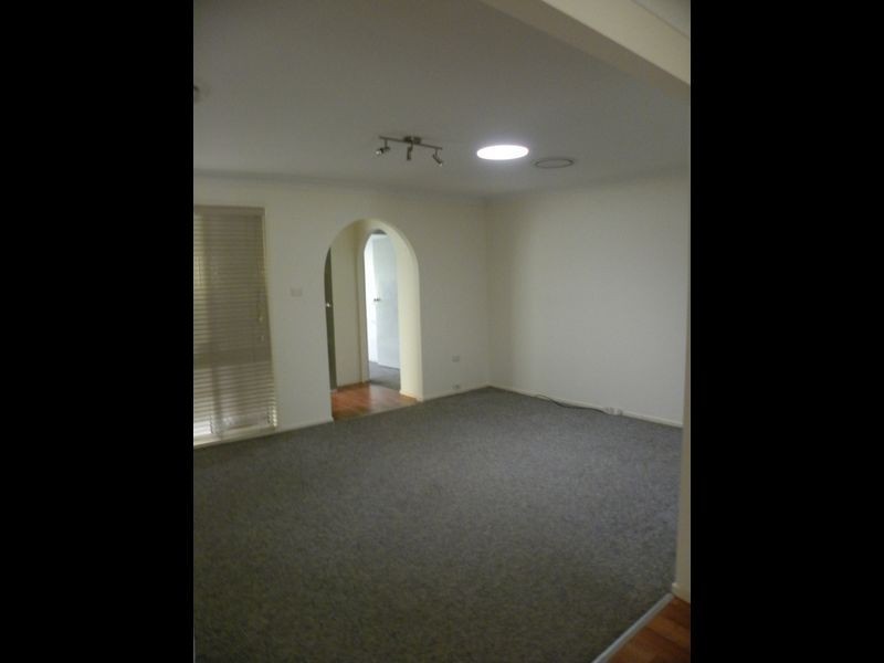 1 Argyle Avenue, Narara NSW 2250