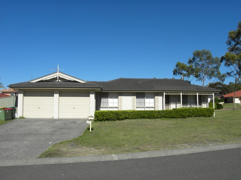 41 Lady Laurel Drive, Blue Haven NSW 2262