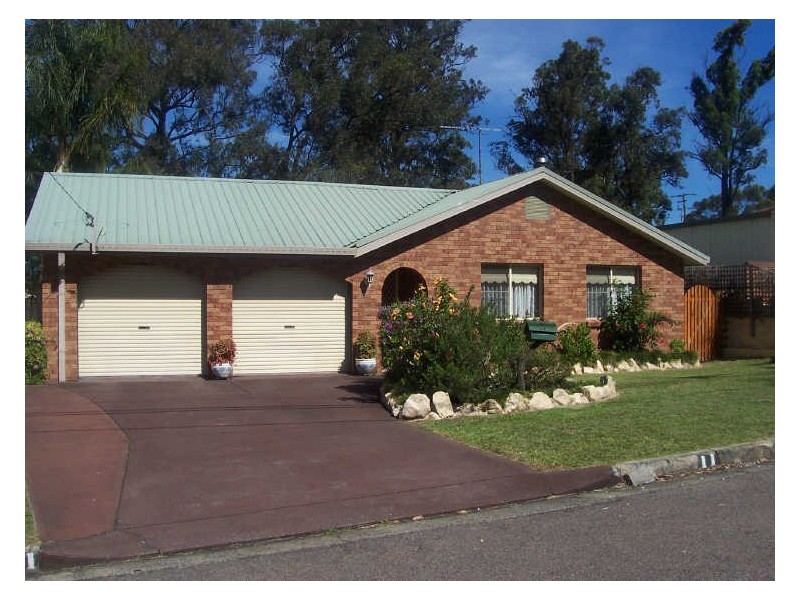 11 Golflinks Drive, Watanobbi NSW 2259