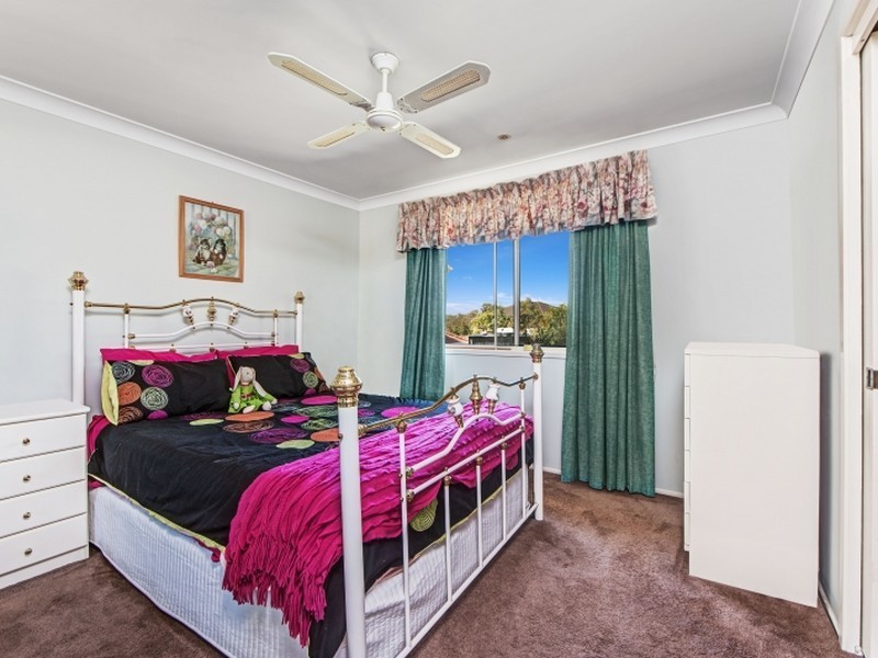 4 The Ridge, Wadalba NSW 2259