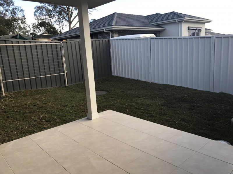219a Johns Road, Wadalba NSW 2259