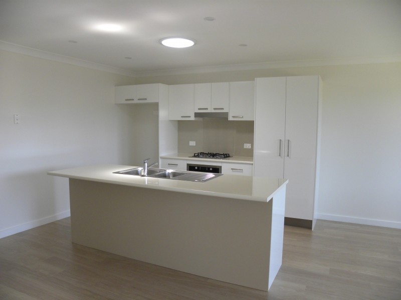 13 Salamander Road, Wadalba NSW 2259