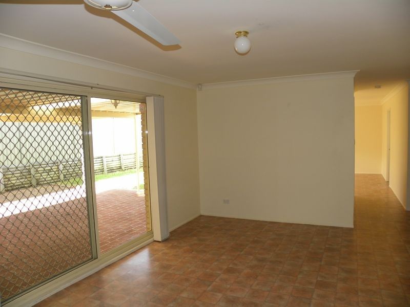 58 McDougall Crescent, Hamlyn Terrace NSW 2259