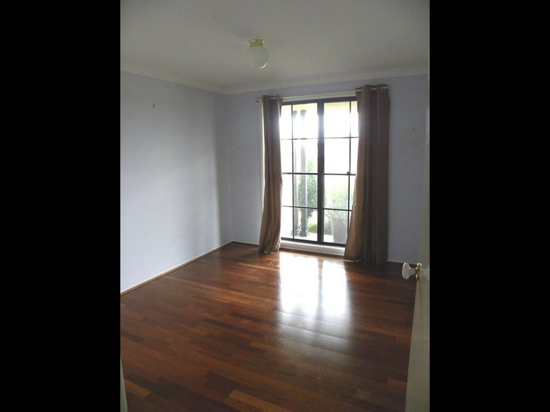 1 Lupin Close, Woongarrah NSW 2259
