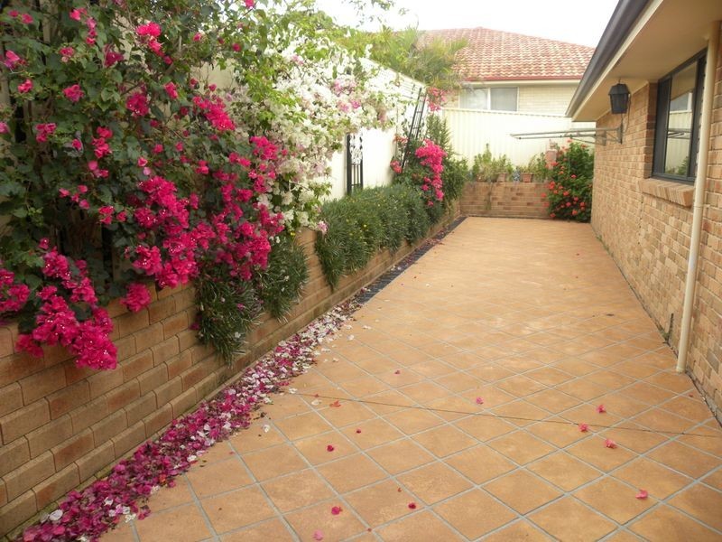 1 Lupin Close, Woongarrah NSW 2259