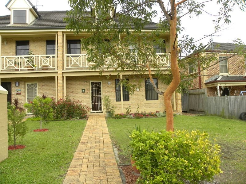 2/10 Keefers Glen, Mardi NSW 2259