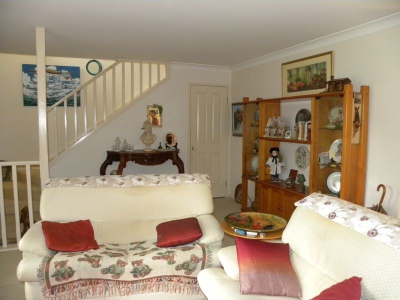 2/10 Keefers Glen, Mardi NSW 2259