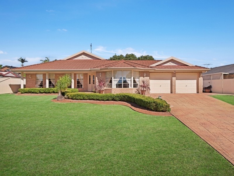 84 Lake Haven Drive, Lake Haven NSW 2263
