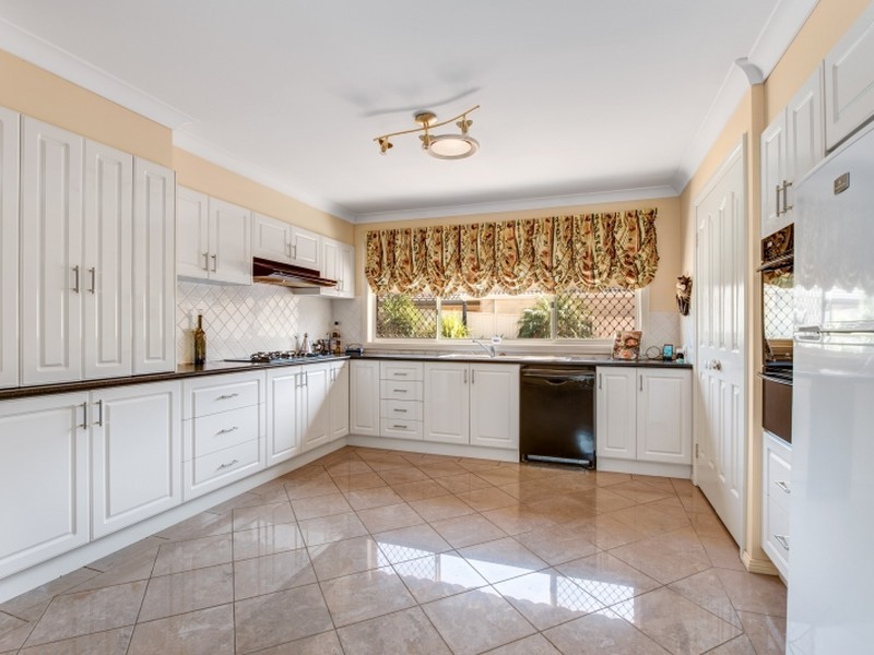 84 Lake Haven Drive, Lake Haven NSW 2263