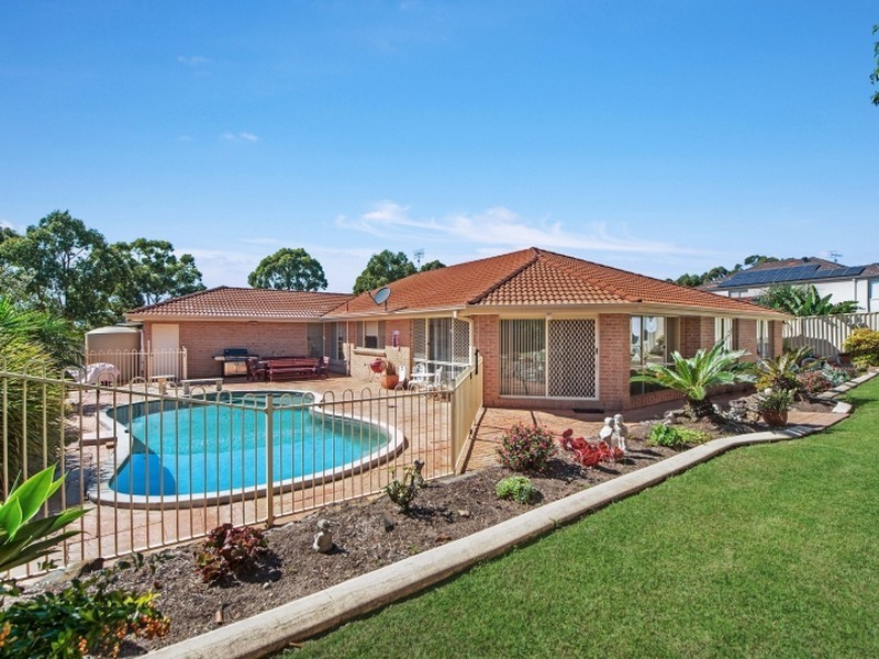 84 Lake Haven Drive, Lake Haven NSW 2263
