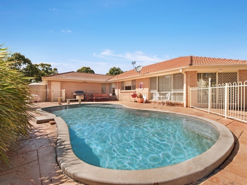 84 Lake Haven Drive, Lake Haven NSW 2263