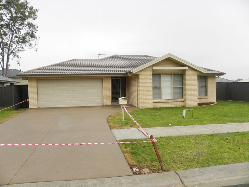 20 Salamander Road, Wadalba NSW 2259