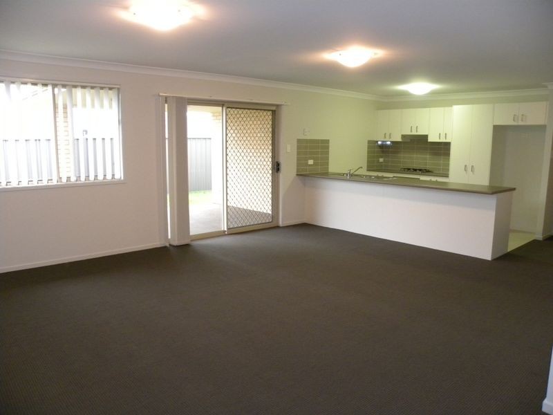 20 Salamander Road, Wadalba NSW 2259