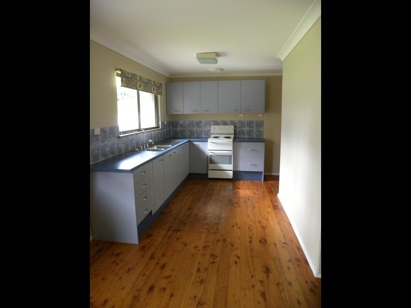 62 Swan Street, Kanwal NSW 2259