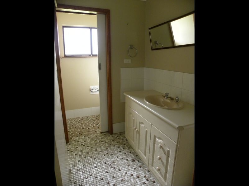 62 Swan Street, Kanwal NSW 2259