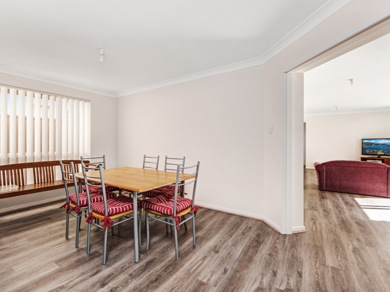 4 Roma Place, Woongarrah NSW 2259