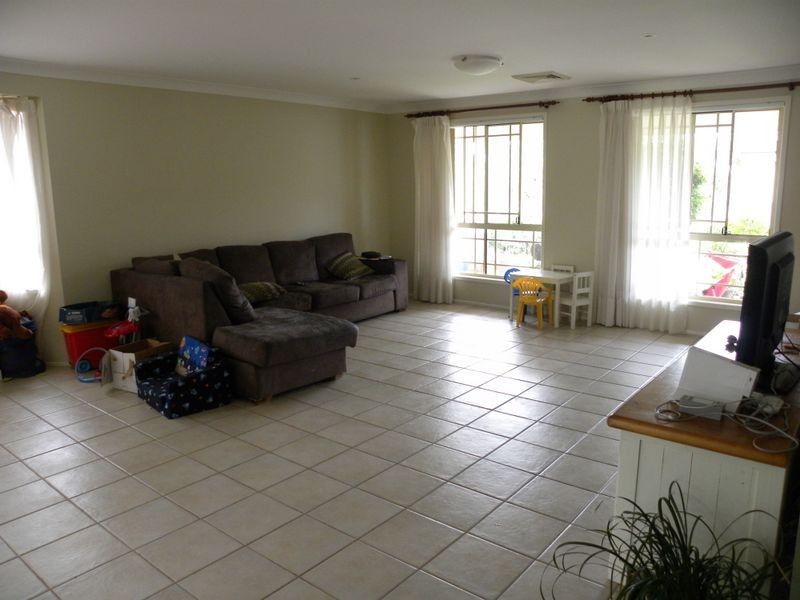 5 Glider Street, Wadalba NSW 2259