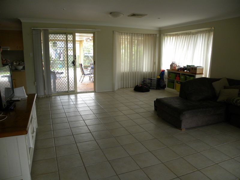 5 Glider Street, Wadalba NSW 2259