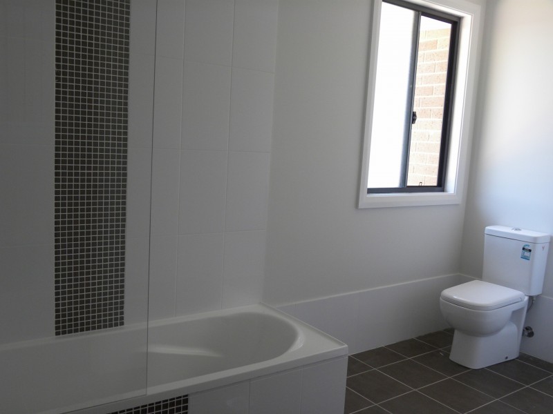 Unit 11/22-26 Zelman Close, Watanobbi NSW 2259