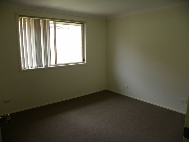 8 Hillmont Close, Woongarrah NSW 2259