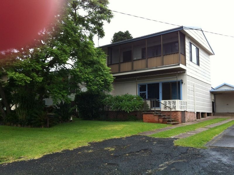 15 Greenway Close, Mannering Park NSW 2259
