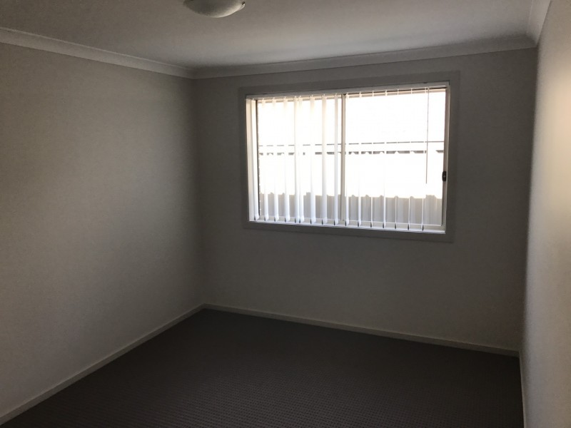 24 Oakmont Place, Woongarrah NSW 2259