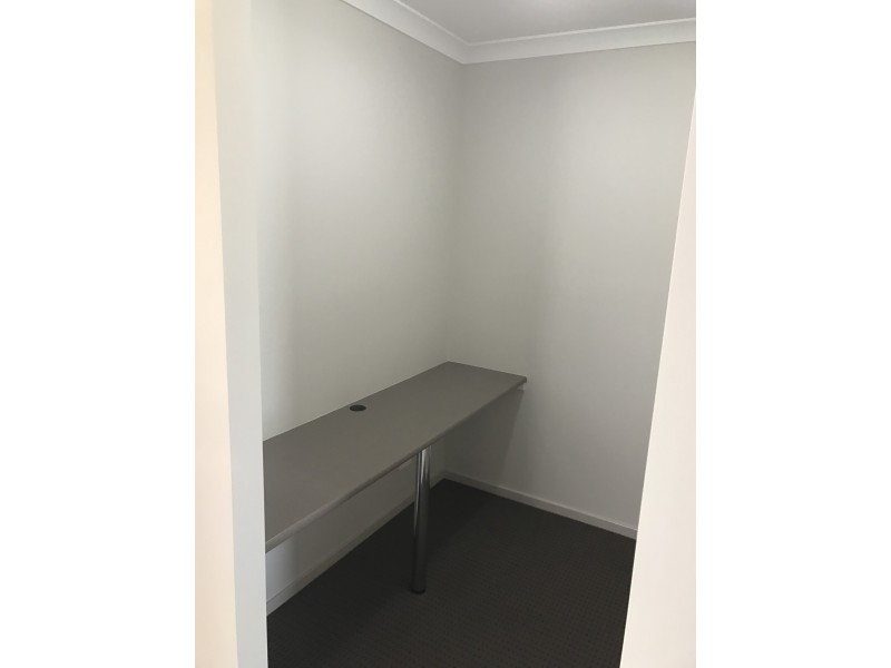 24 Oakmont Place, Woongarrah NSW 2259