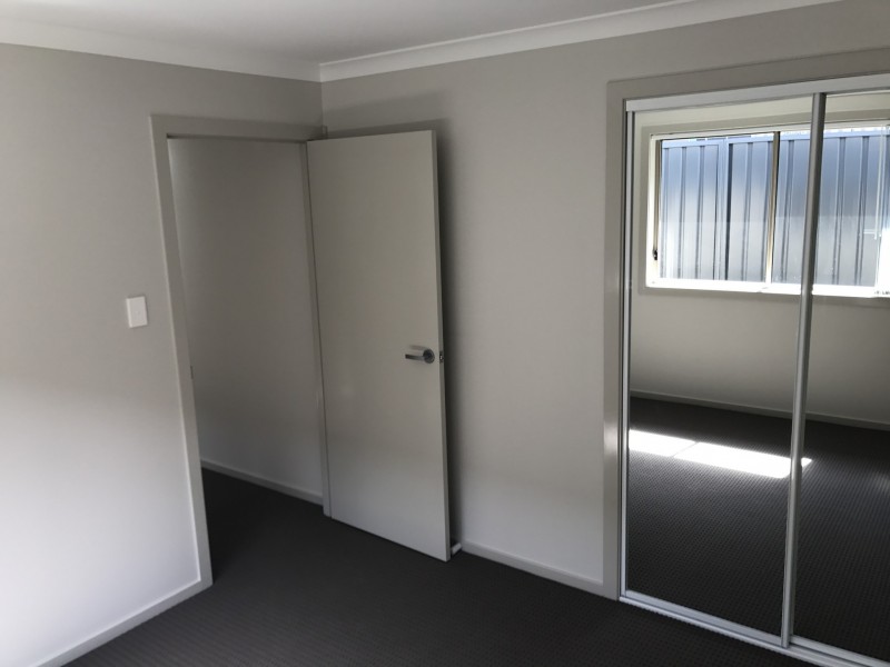 24 Oakmont Place, Woongarrah NSW 2259