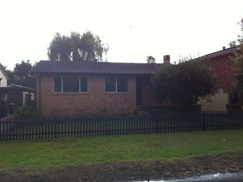 17 Allambee Crescent, Blue Haven NSW 2262
