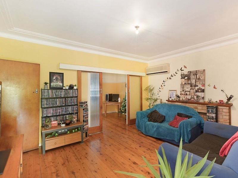 12 Chapman Avenue, Wyong NSW 2259