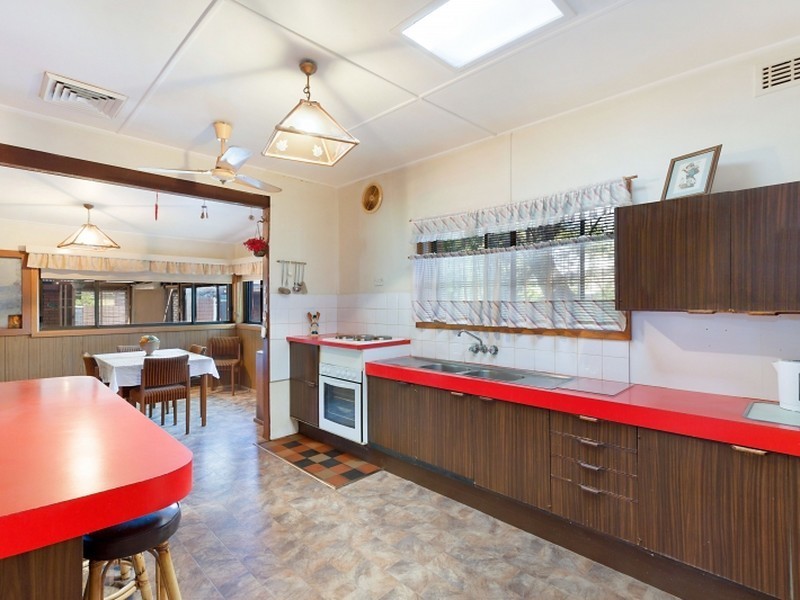 4 Marathon Street, Wyong NSW 2259