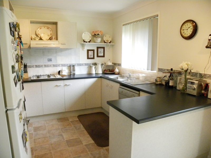 14 Meadow Road, Watanobbi NSW 2259