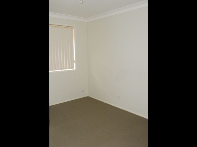 4 Mascord Avenue, Wadalba NSW 2259