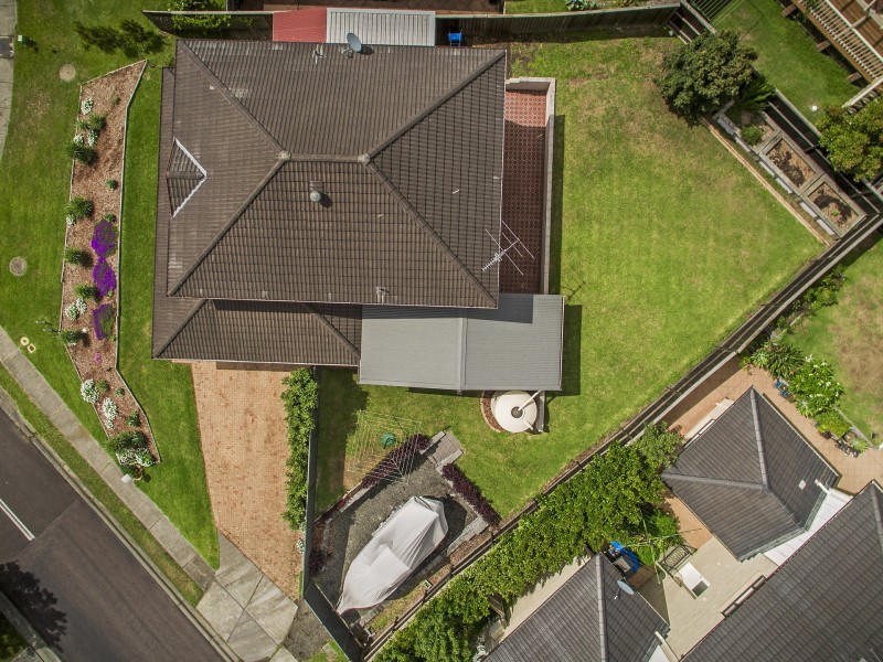 9 Manchurian Way, Wadalba NSW 2259
