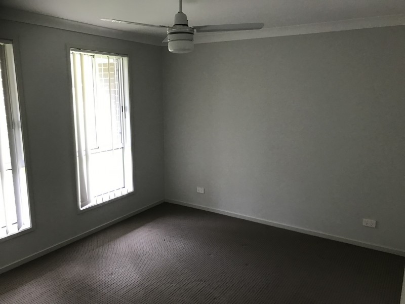 15 Kuttabul Road, Wadalba NSW 2259