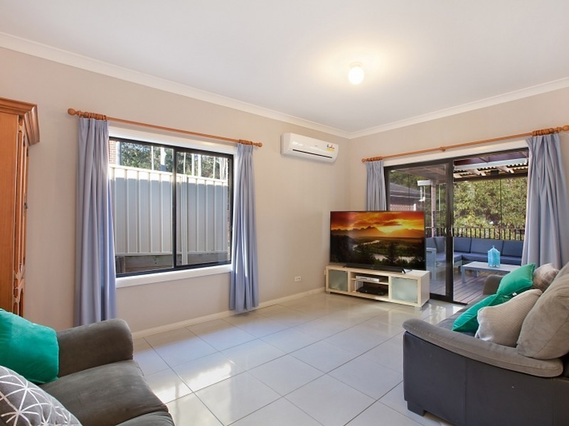 19 Ninian Close, Watanobbi NSW 2259