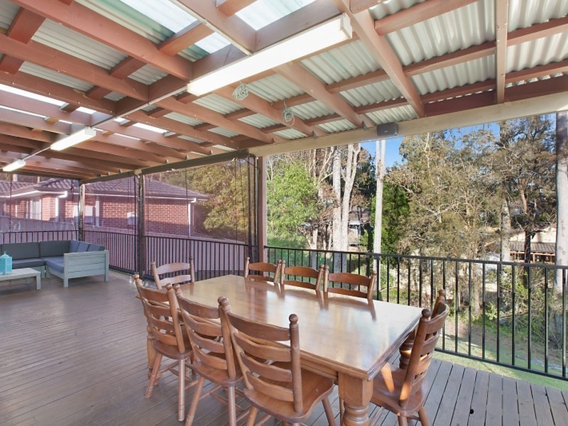 19 Ninian Close, Watanobbi NSW 2259