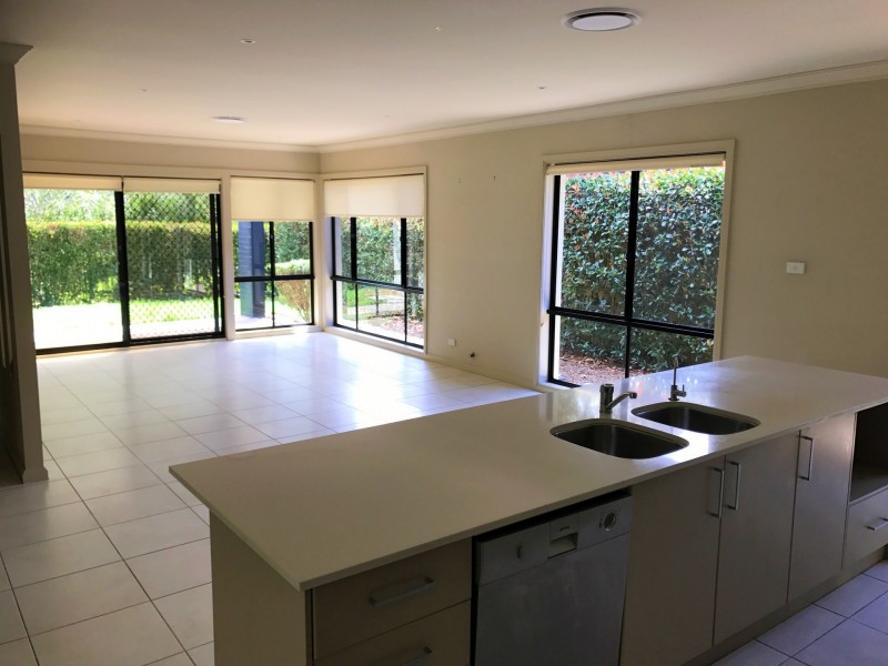17 Sandstone Circuit, Wyong NSW 2259