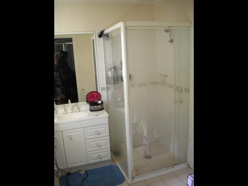 6 Pinehurst Way, Blue Haven NSW 2262